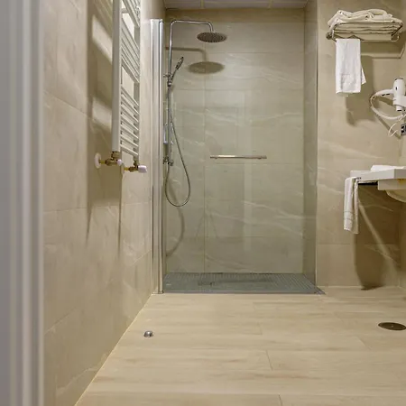 Hotel Alda Ciudad De 3*