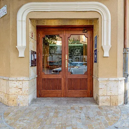 Hotell Alda Ciudad De 3*
