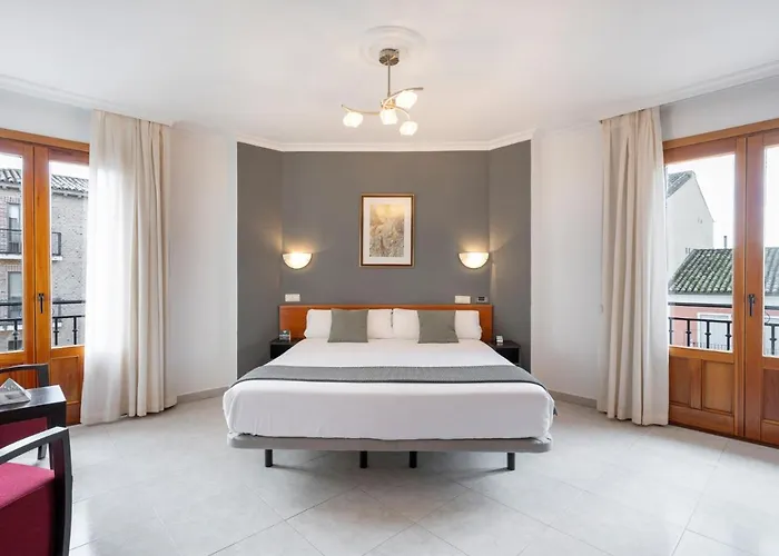 호텔 Alda Ciudad De 3*