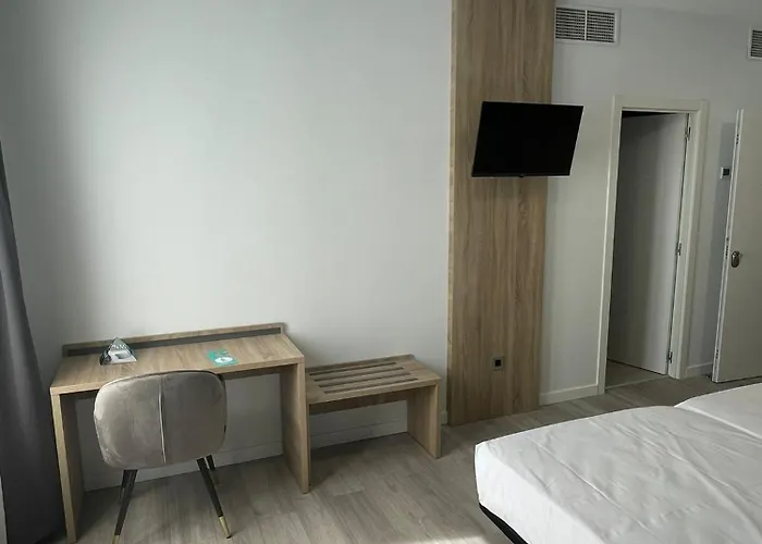 Alda Ciudad De 酒店 3*