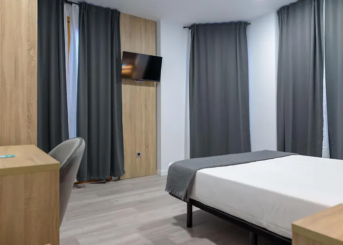 Alda Ciudad De 3* 托罗