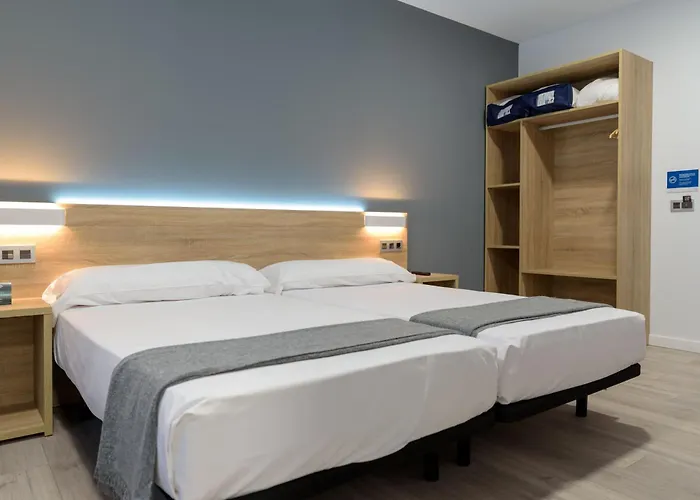 호텔 Alda Ciudad De 3*